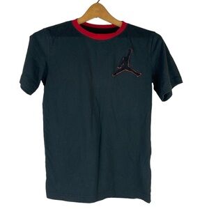 Jordan Boys Short Sleeve Shirt SZ L 12-13 yrs Black/Red